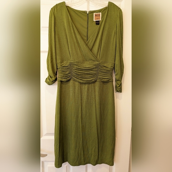 NUE by Shani Gray Knee Length midi Bodycon Dress With Built In Shapewear Size 12 - Picture 1 of 8